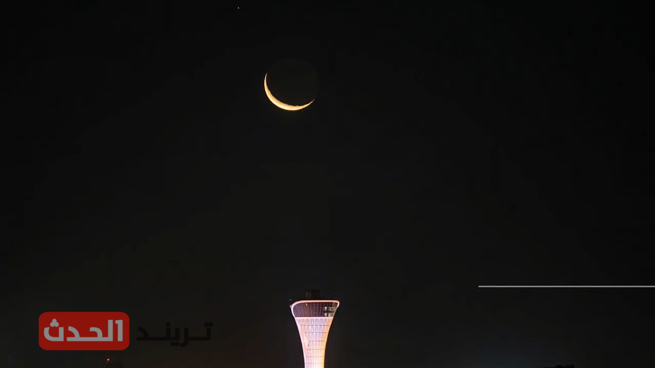 اقتران القمر مع نجم النطح.. ظاهرة فلكية نادرة في سماء الشمال